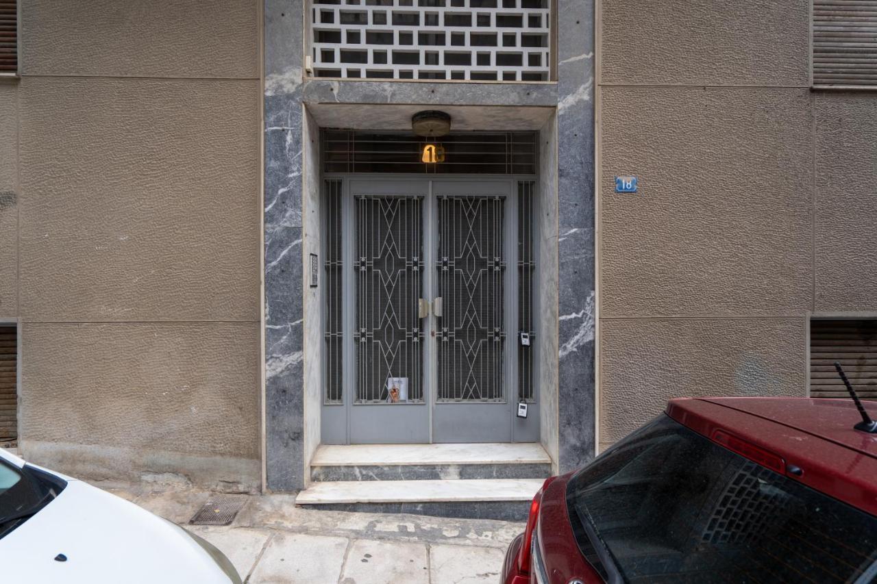 Ferienwohnung Athens Hideout Apt, Big Rooftop With City View Exterior foto